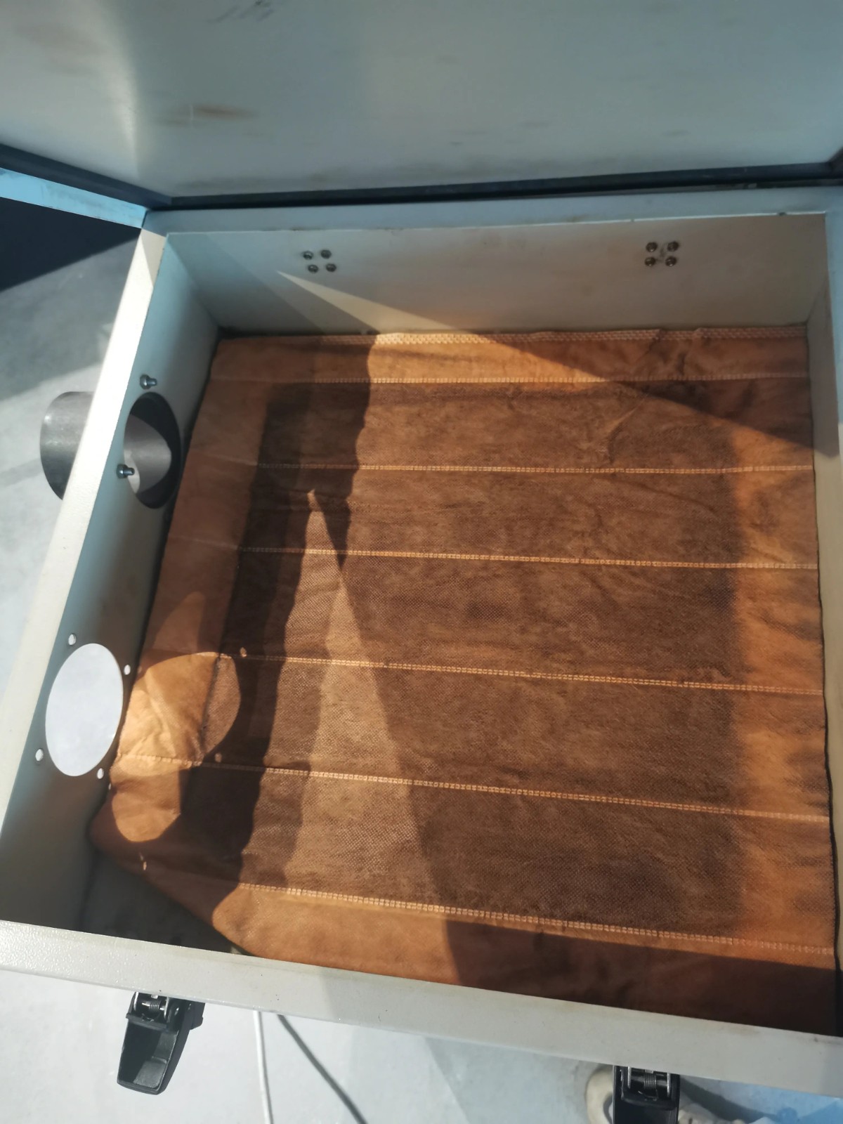 Filtration modul für ein Laser-Abgassystem