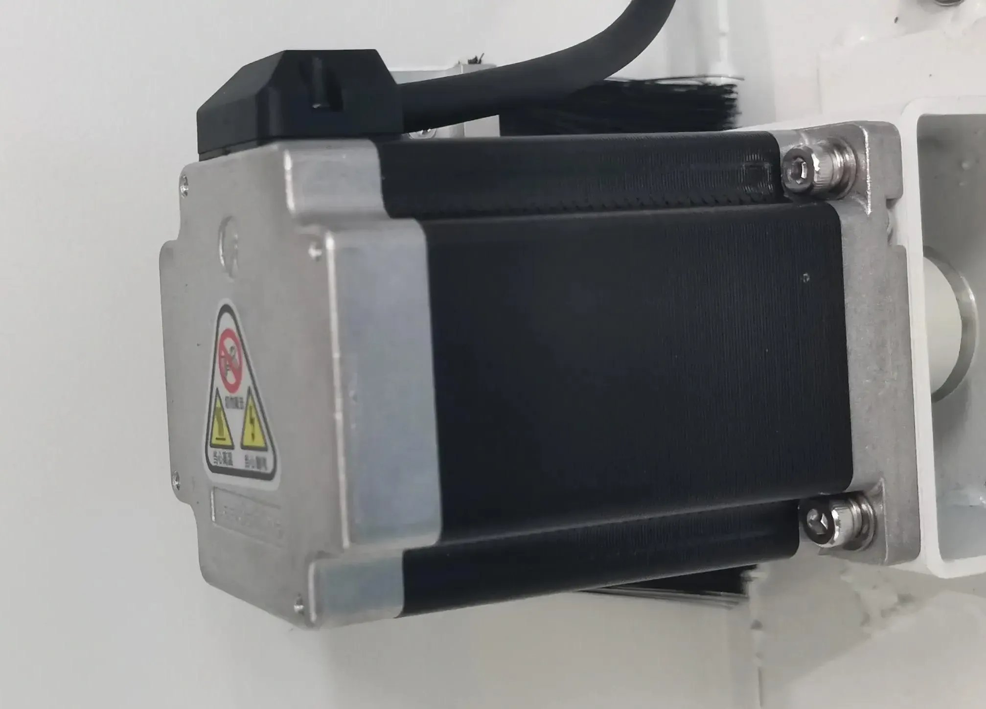 Ein Bild eines Z-Achsen-Motors in motorisierten Antriebs systemen