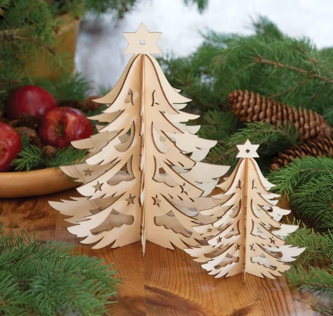 Layered Holz Weihnachts baum mit einem Laser-Cutter gemacht