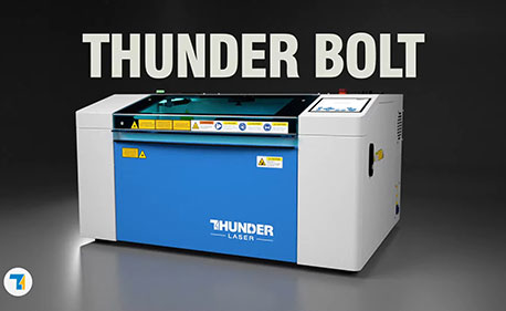 Sagen Sie Hallo zu Thunder Laser Bolt Desktop Graveur