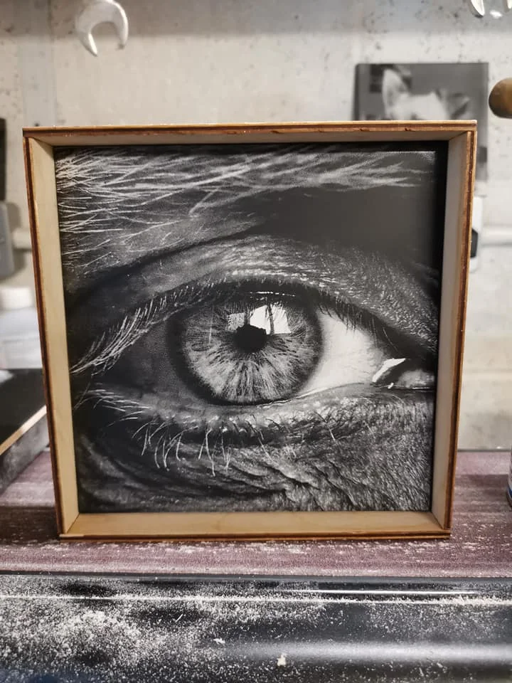 laser engraved ceramic with high-contast details